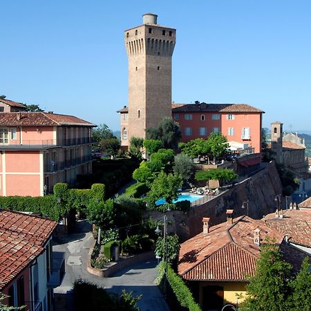 Hotel Castello Di Santa Vittoria Santa Vittoria d'Alba Exterior photo